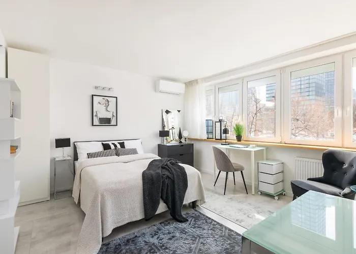 Plac Grzybowski Studio Near Metro Swietokrzyska By Noclegi Renters